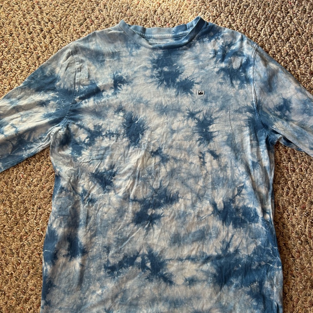 💚3/$25 Crown & Ivy Blue Tie-Dye Long Sleeve Tee medium